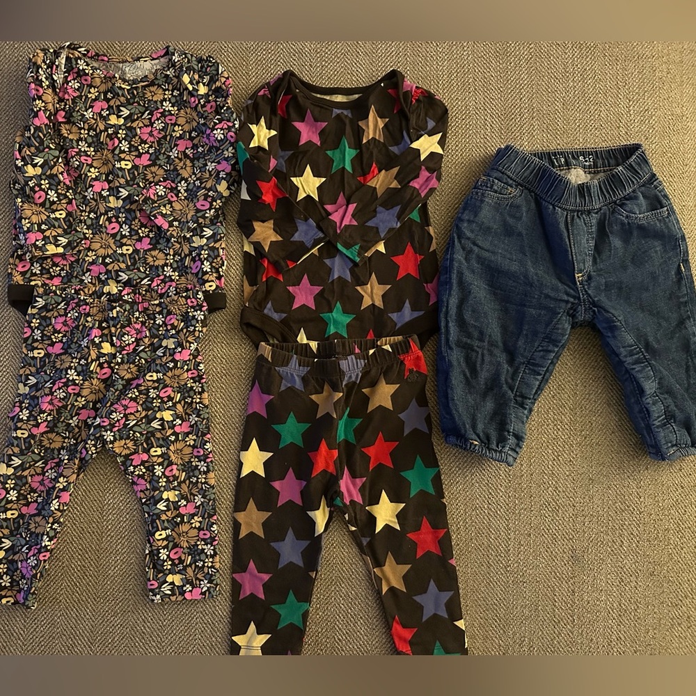 ***GAP BUNDLE DEAL***  6-12 months